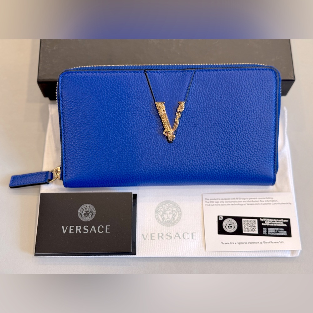 VERSACE Virtus Royal Blue Wallet (Full Inclusion)